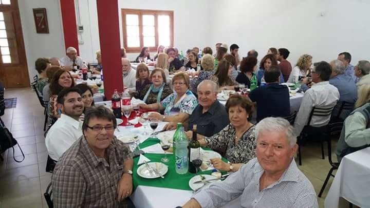 FB_IMG_1490215242890